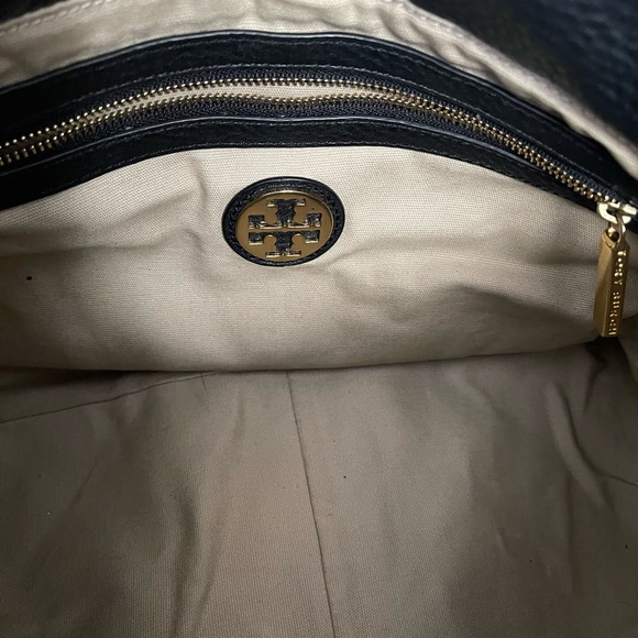 ~ SOLD~ Tory Burch Black Leather Hobo Style Bag ~👜 - Picture 10 of 11